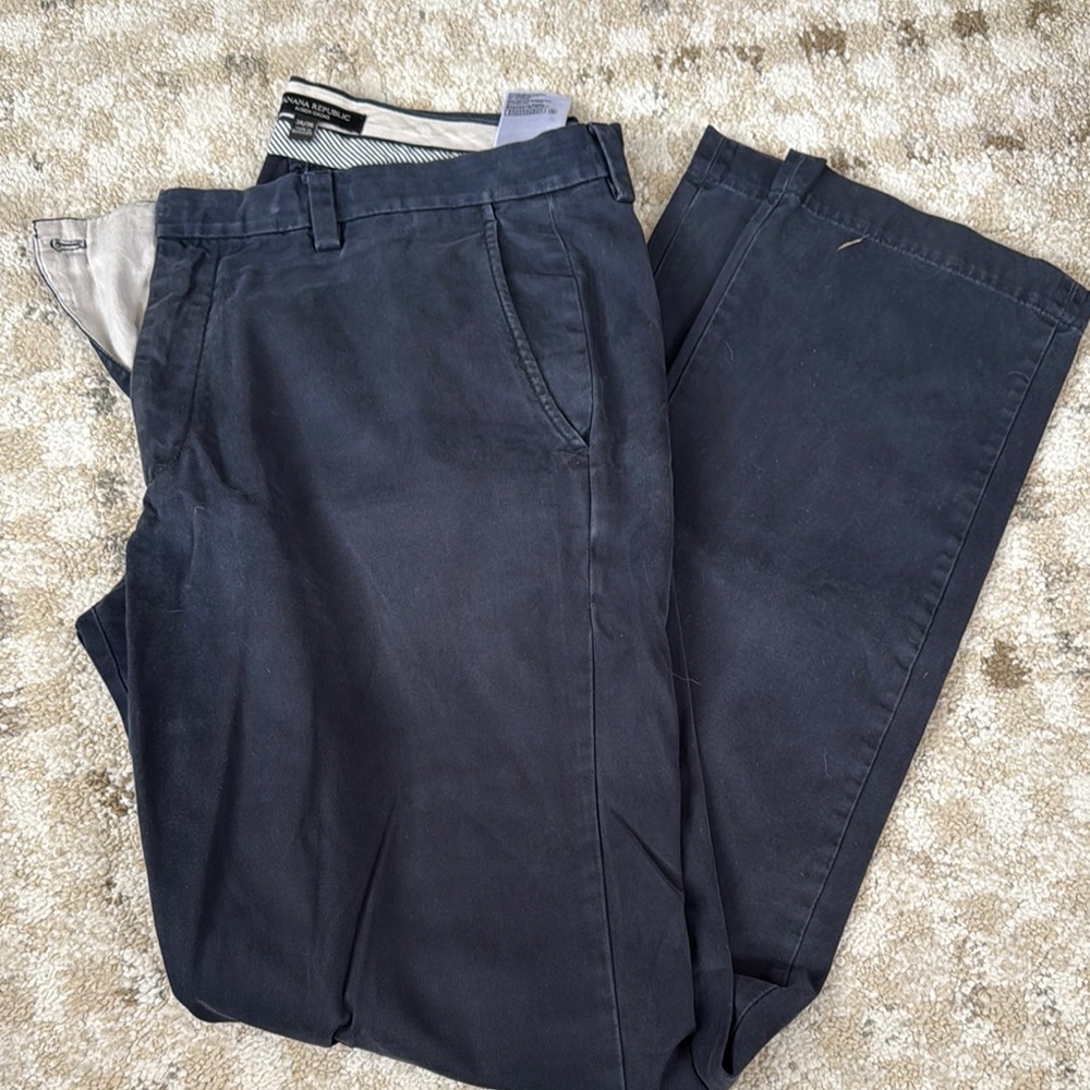 Banana Republic Aiden Chino 34x36